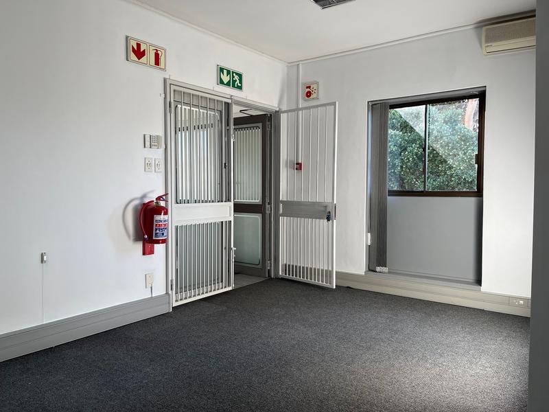 To Let Commercial Property for Rent in Claremont Western Cape